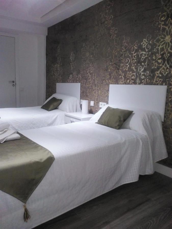 Ontinyent Rooms Bagian luar foto