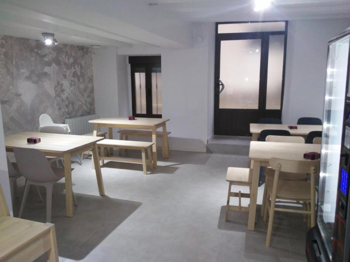 Ontinyent Rooms Bagian luar foto